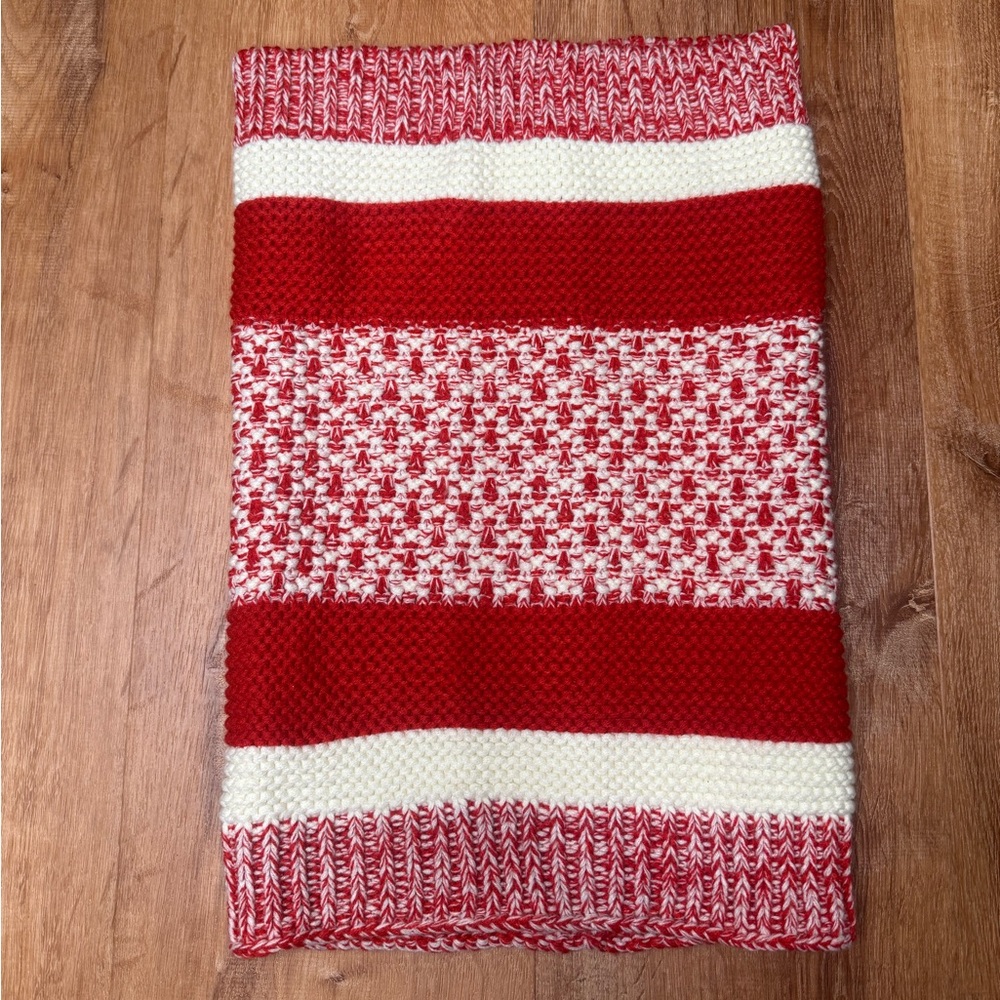 GAP Infinity Scarf Winter Snood Neck Warmer Red White Chunky Knit New with tags